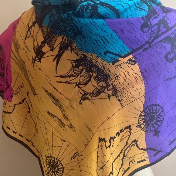 CONQUISTADOR vintage silk scarf from The Vera Studio - Picture 4 of 10